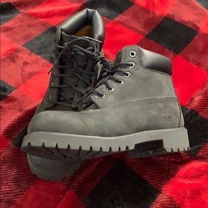 6” Toddler Boy Waterproof Timberlands Sz. 11